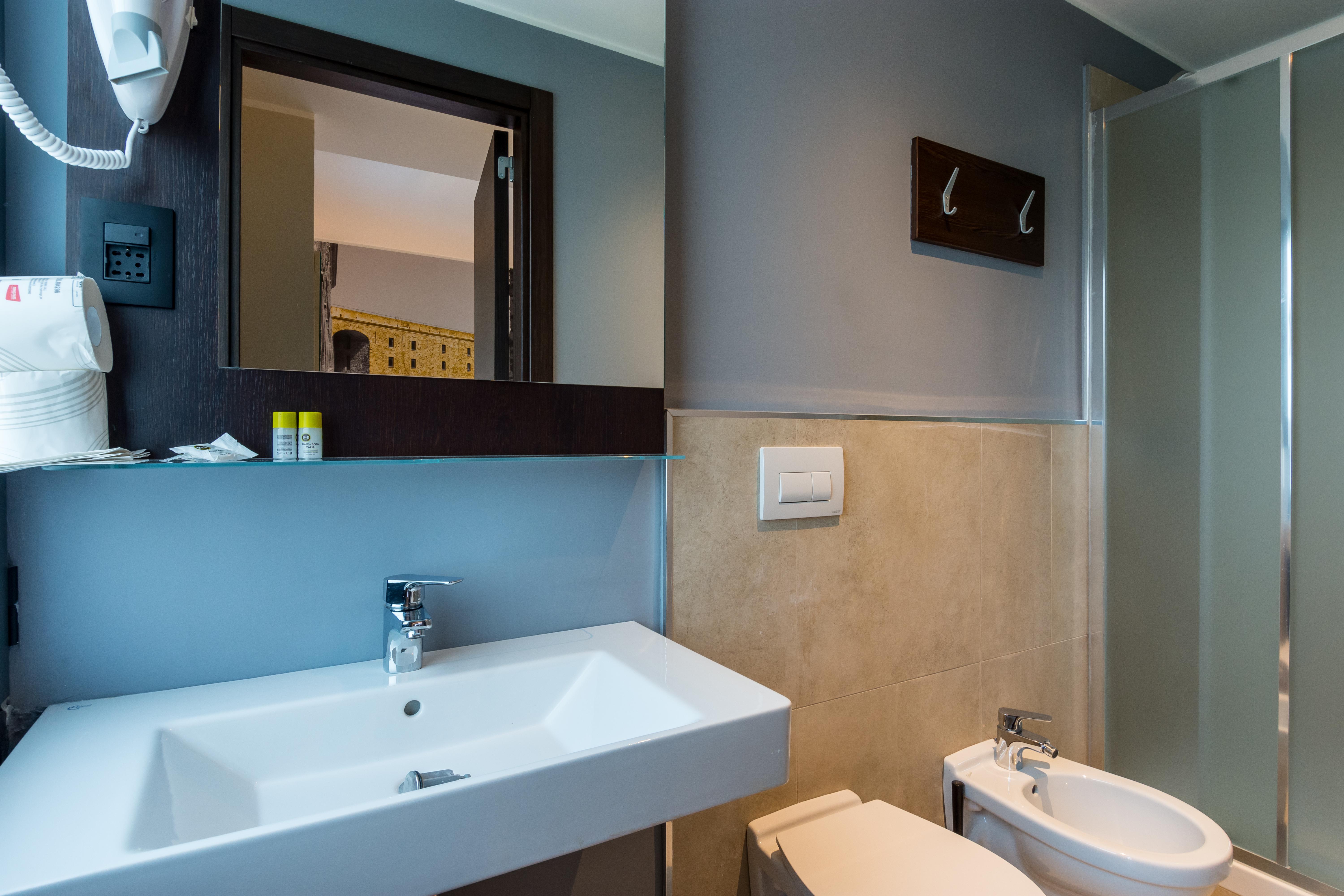 B&B Hotel Savona Dış mekan fotoğraf
